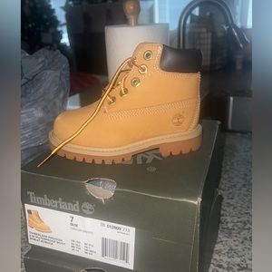 Beige kids Timberlands